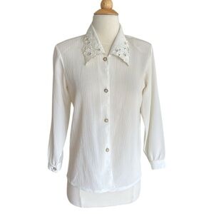 ROYAL DEL Vintage 70s White Crepe Button Down Shirt Lace Embellished Collar S